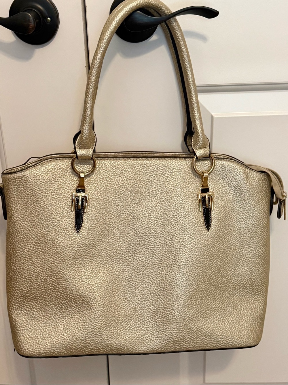 Beautiful Metallic Gold Textured Pebbled Faux Leather Handbag Purse